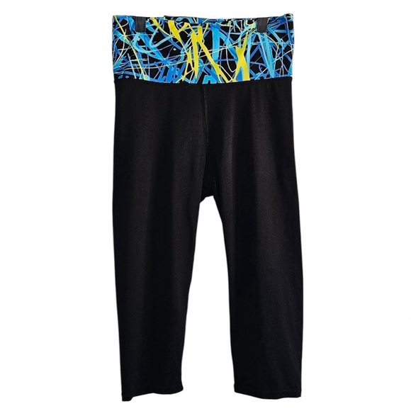 ***3/$30*** Calvin Klein Performance Quick Dry Crop Leggings - Picture 13 of 13